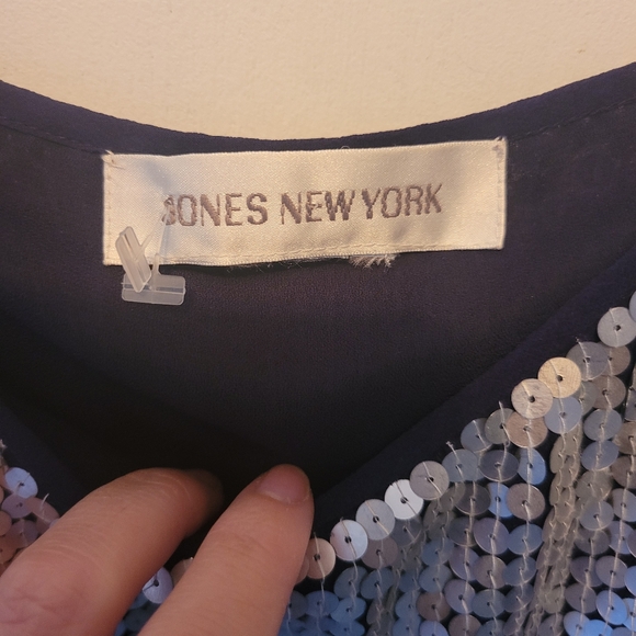 Jones New York Party Top - Picture 2 of 3
